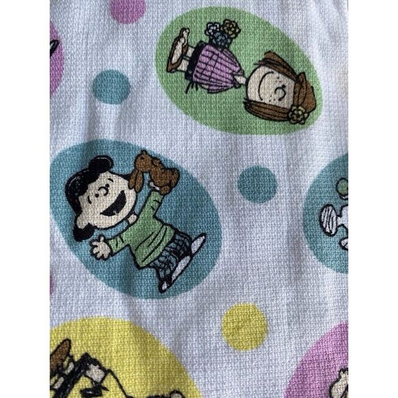 2 Pack Peanuts Snoopy Charlie Brown Gang Easter Eggs Kitchen Towels 16 X 26” NEW - Picture 5 of 14